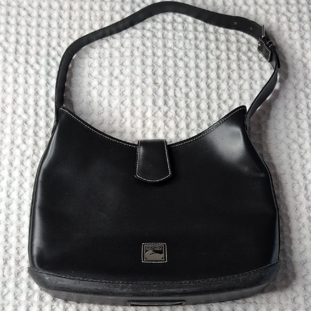 Dooney & Bourke Black Leather Shoulder Bag - Picture 11 of 11